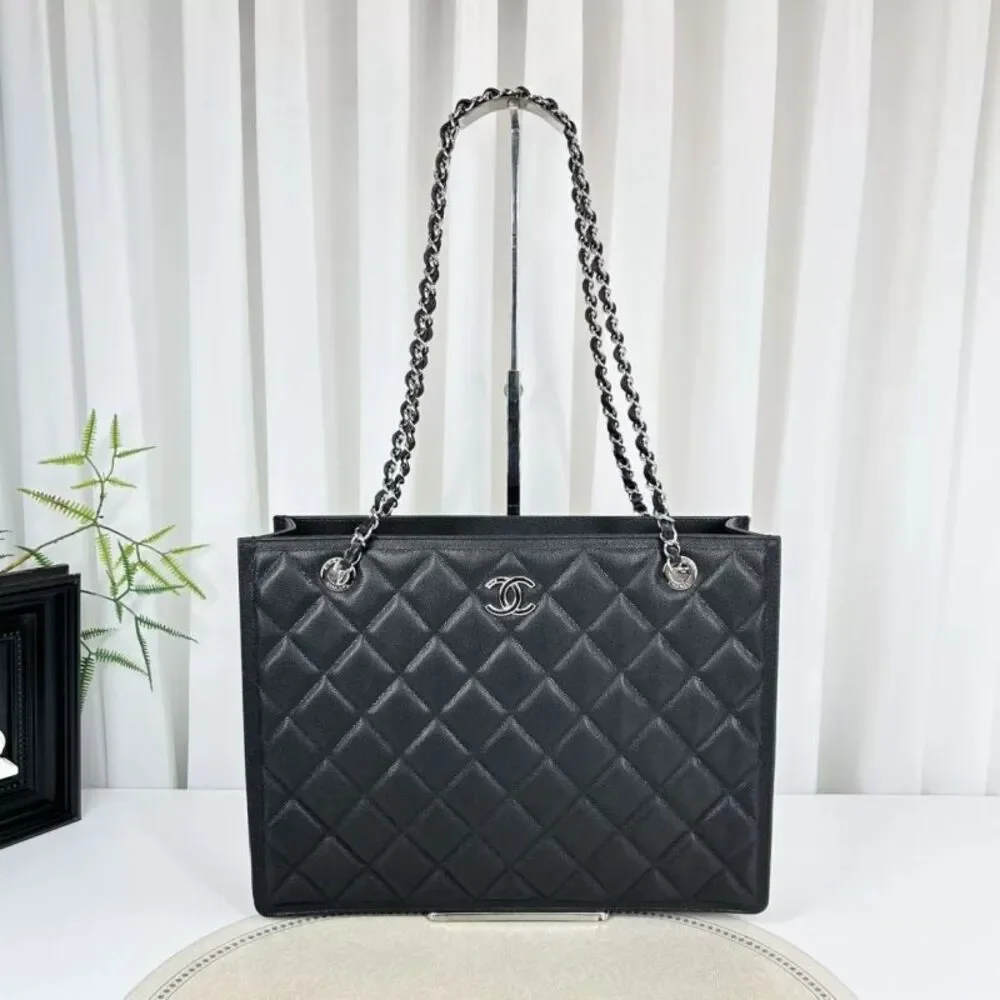 Chanel Women Pre-Loved Bag Very Good Condition